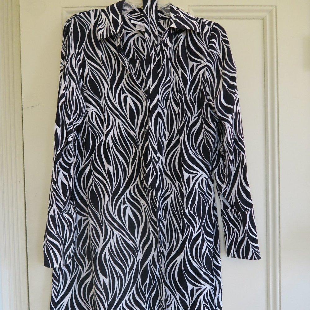 Silk shirtstyle dress with self-tie